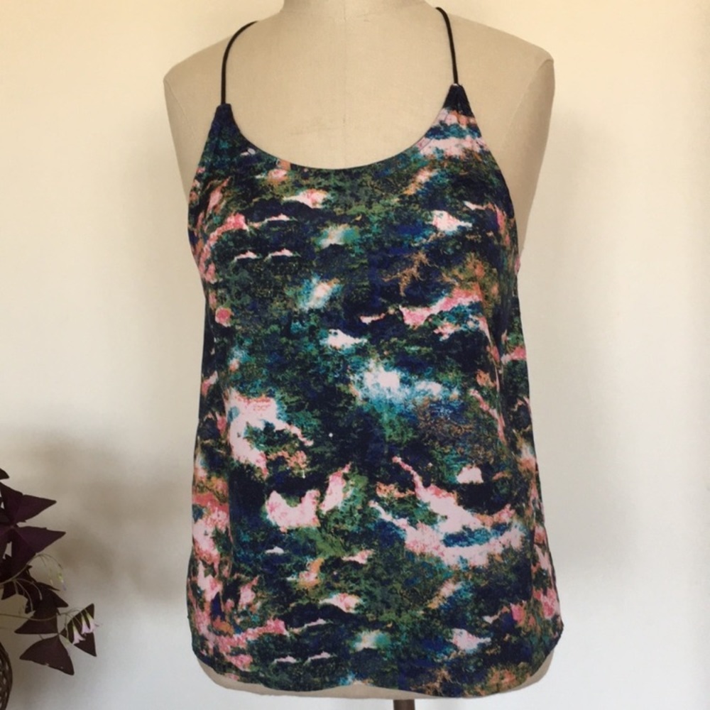 H&M racer back high low printed top, labeled 6 but fits like 2 or 4